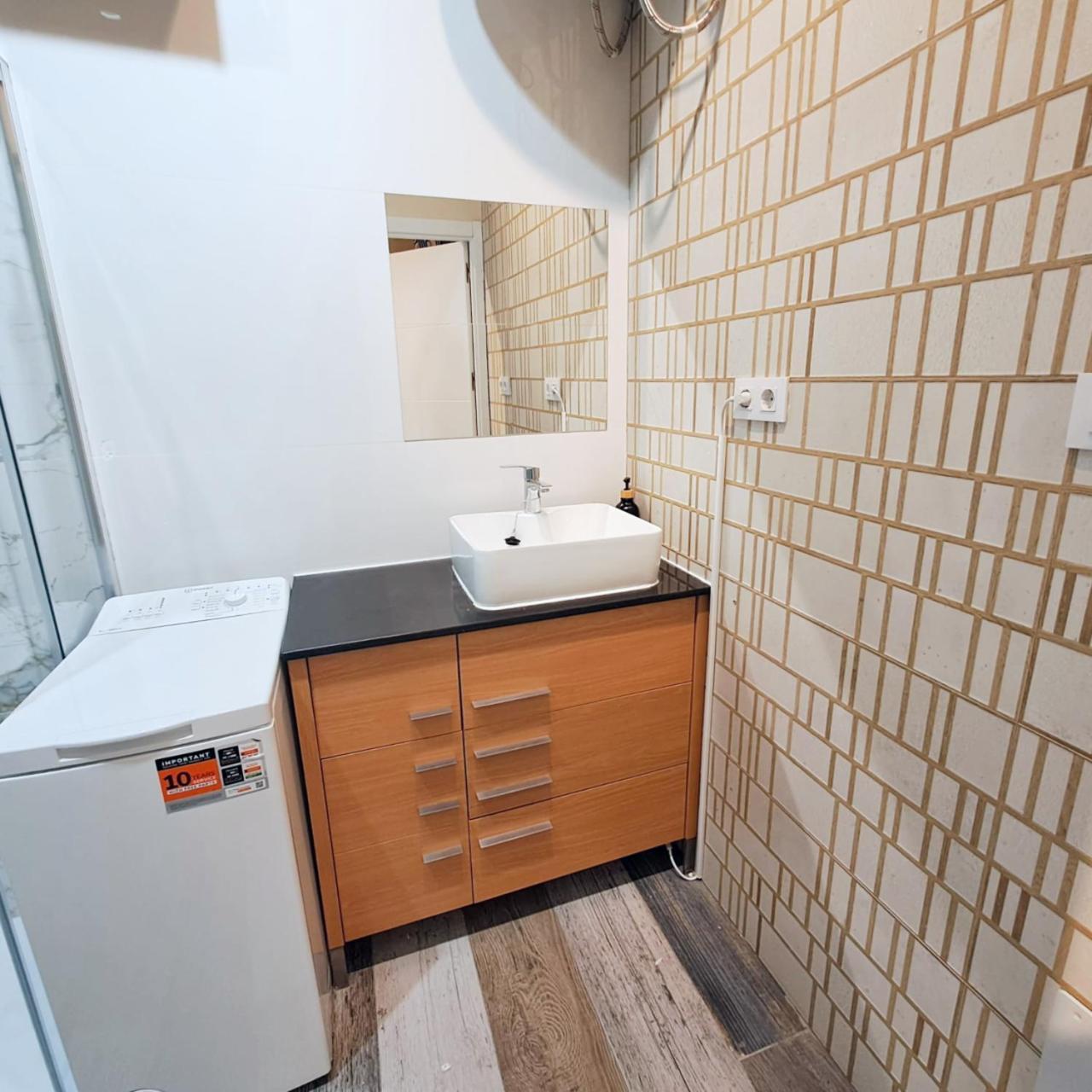 Loft Deluxe - Madrid Retiro Leilighet Eksteriør bilde